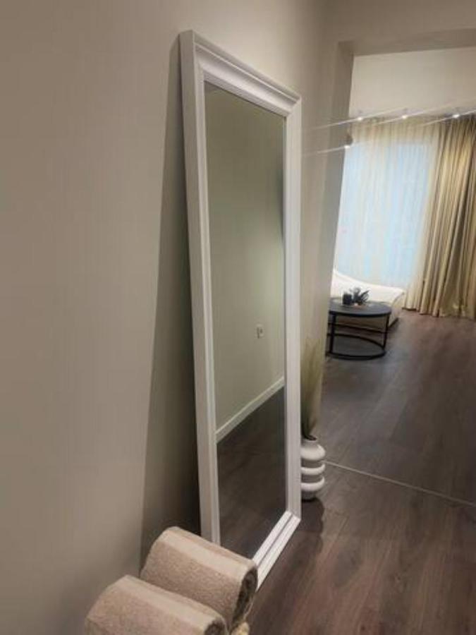 New Luxury Furnished Apartment - Beach, Varna Center & Fast Wi-Fi Εξωτερικό φωτογραφία