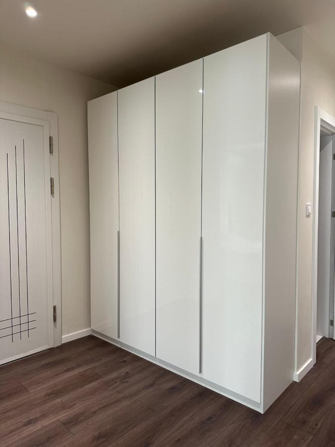 New Luxury Furnished Apartment - Beach, Varna Center & Fast Wi-Fi Εξωτερικό φωτογραφία